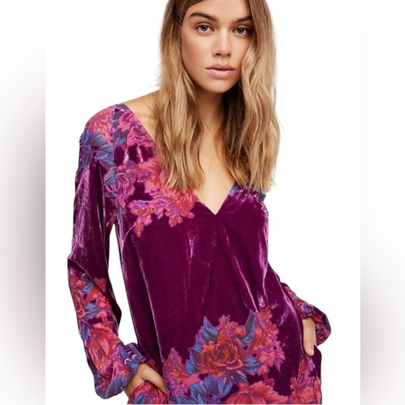 Free People Misha Velvet Mini Dress
X Large Floral Burnout Long Sleeve - Picture 4 of 16